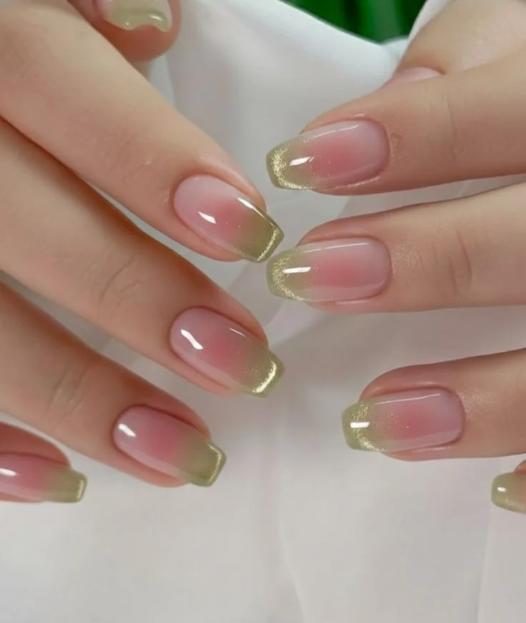 mẫu nail ngắn xinh